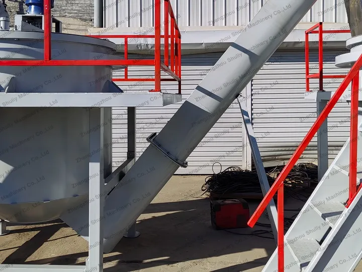 High-temperature washing tank