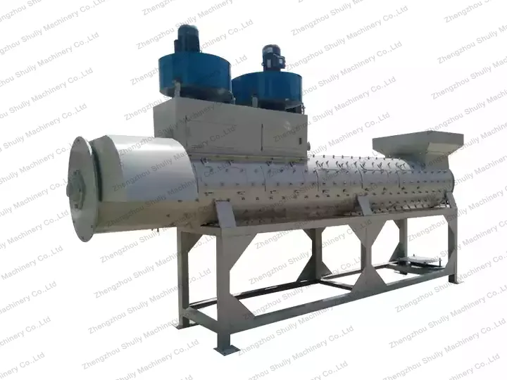 Plastic bottle label removing machine