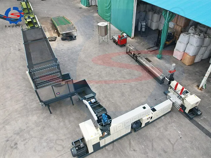 plastic recycling machinery