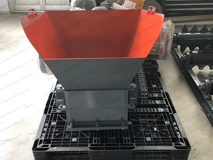 feeding conveyor