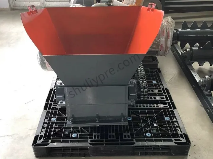 forceful feeding​ machine