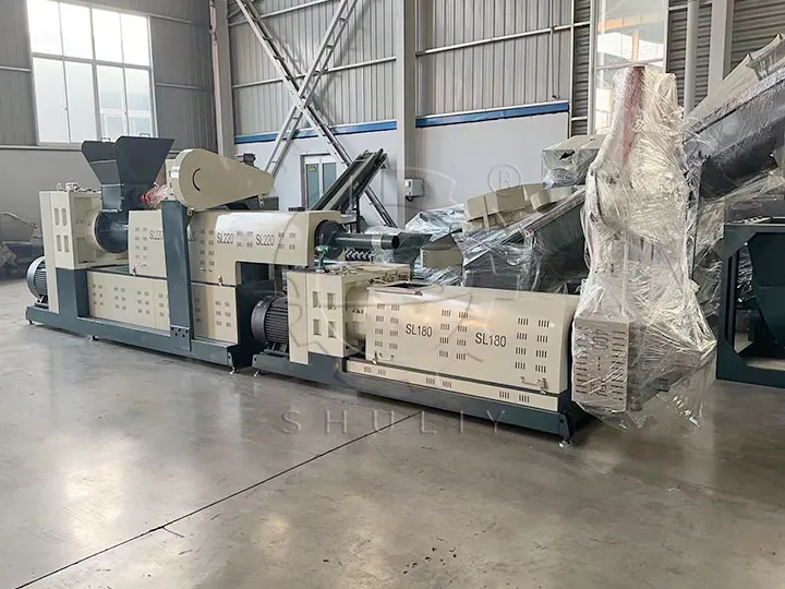 plastic compounding pelletizing machine