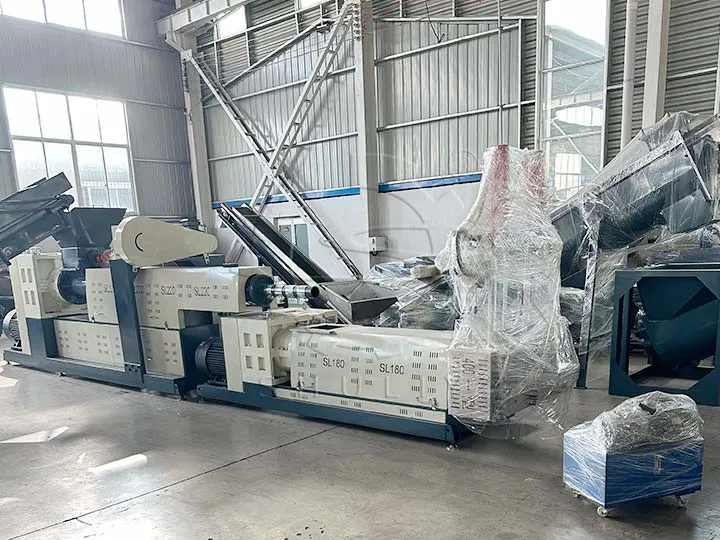 plastic pelletizing machine