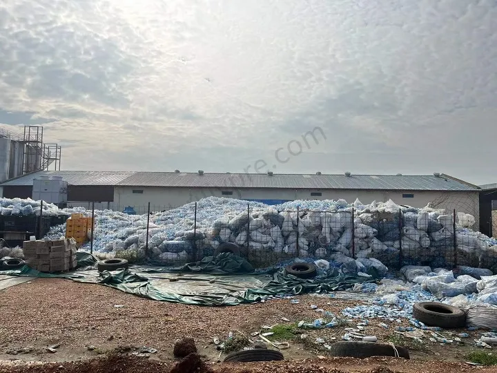 PET bottle in the South Sudan plant in case