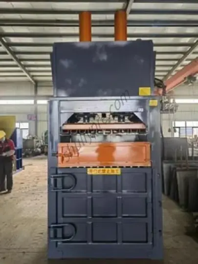 plastic baling machine