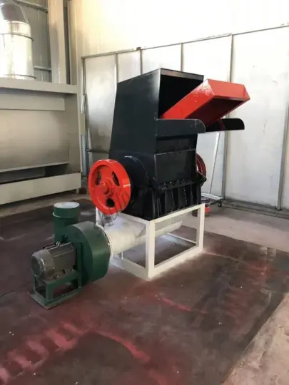hard plastic crushing machine